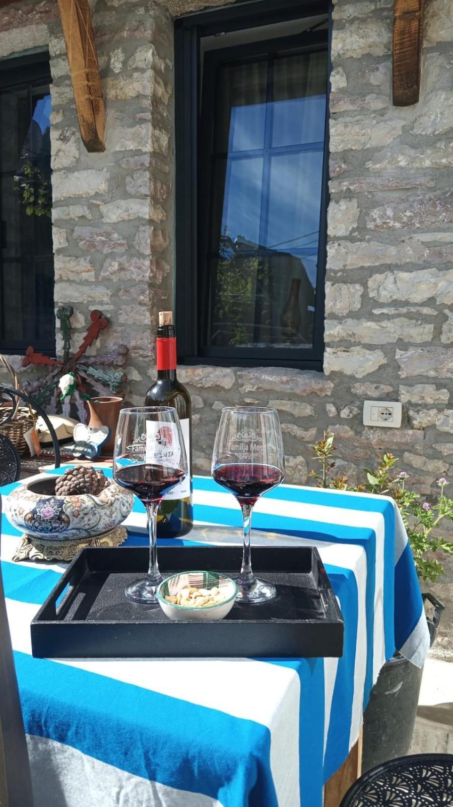 "Villa 70" Guesthouse Gjirokastër Exterior foto